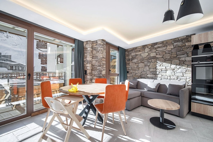 Photo 1 Photo 1