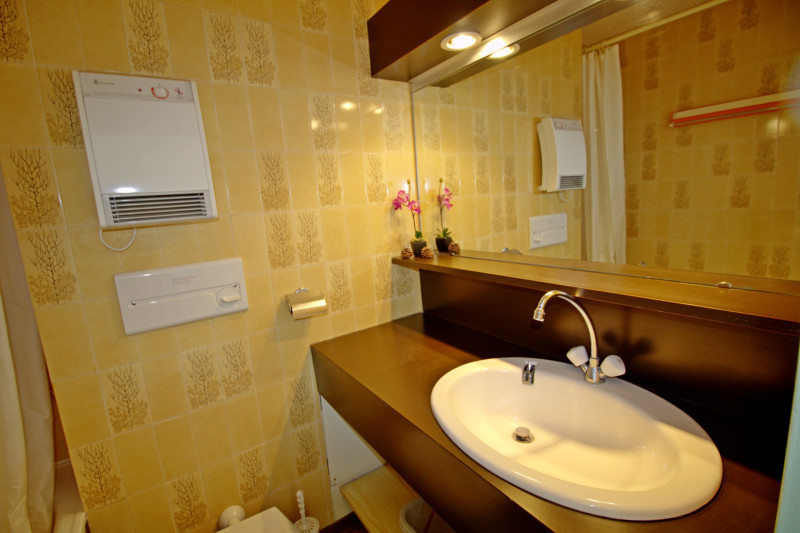 _lv_images__lot_0000000080_05_13583059 _lv_images__lot_0000000080_05_13583059