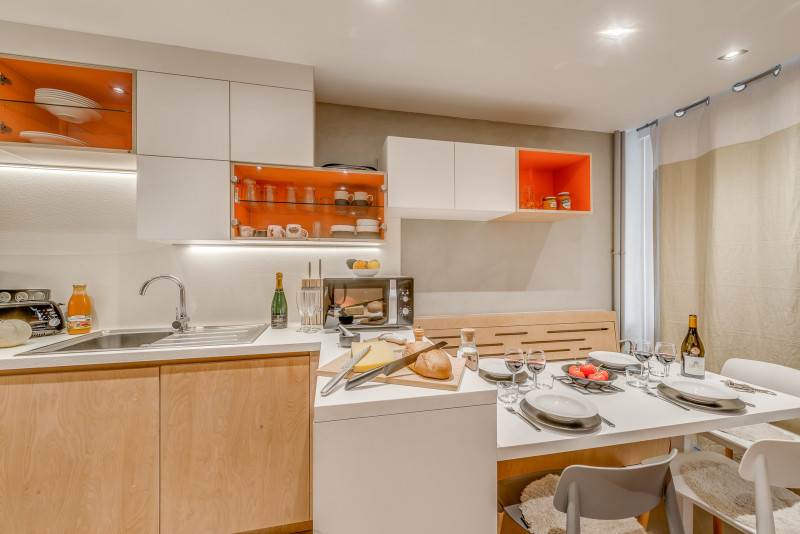 _lv_images__lot_0000000097_08_14406177