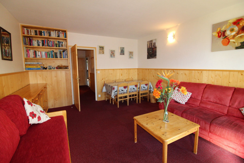 _lv_images__lot_0000000107_01_13078465 _lv_images__lot_0000000107_01_13078465