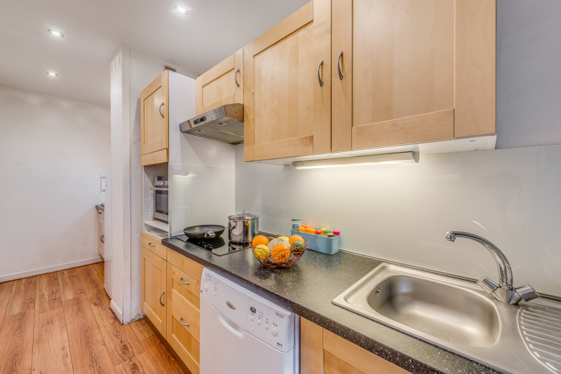 _lv_images__lot_0000000108_13_14462637