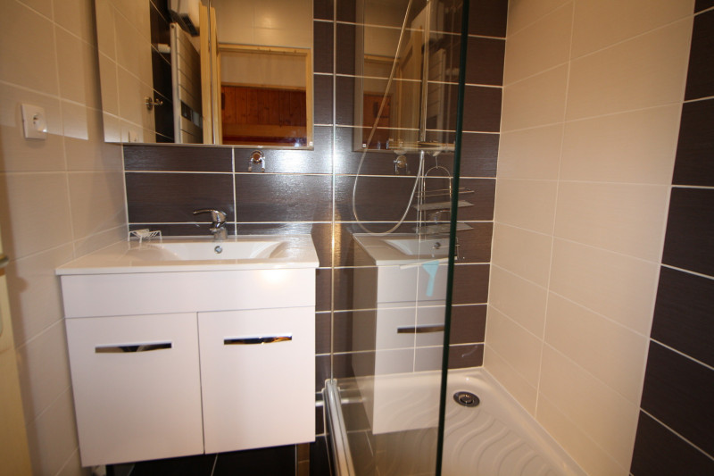 _lv_images__lot_0000000109_08_13078616 _lv_images__lot_0000000109_08_13078616