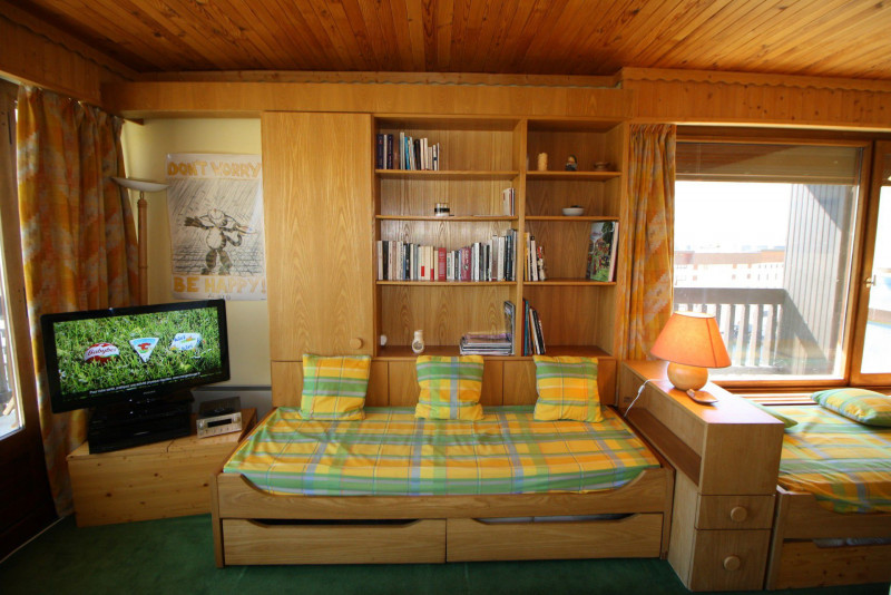 _lv_images__lot_0000000112_08_14039188 _lv_images__lot_0000000112_08_14039188