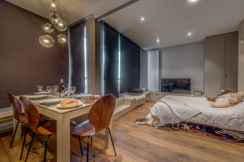 _lv_images__lot_0000000121_16_14462496