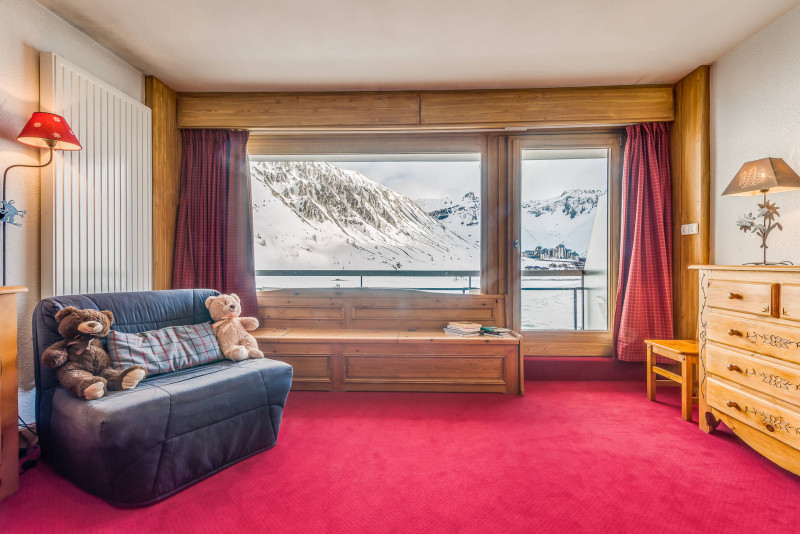 _lv_images__lot_0000000124_06_15383902