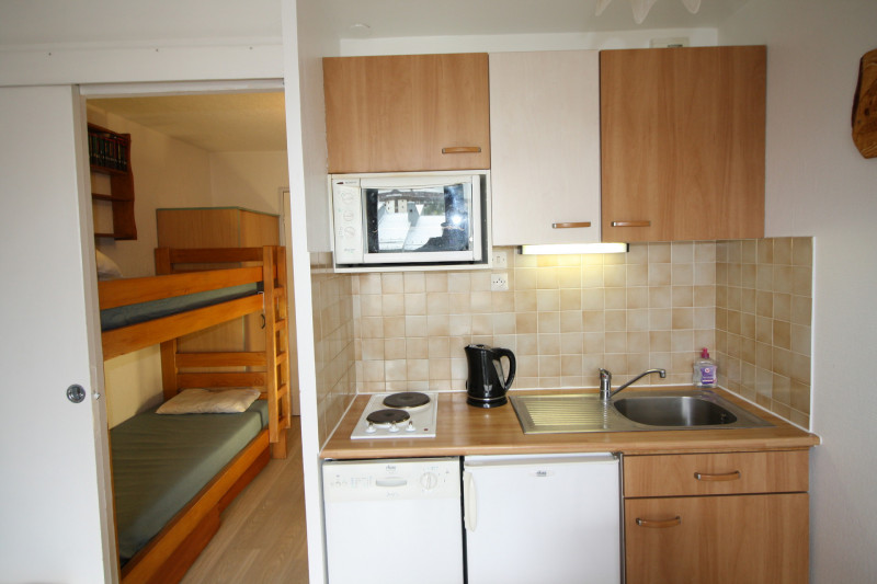 _lv_images__lot_0000000141_03_13499906