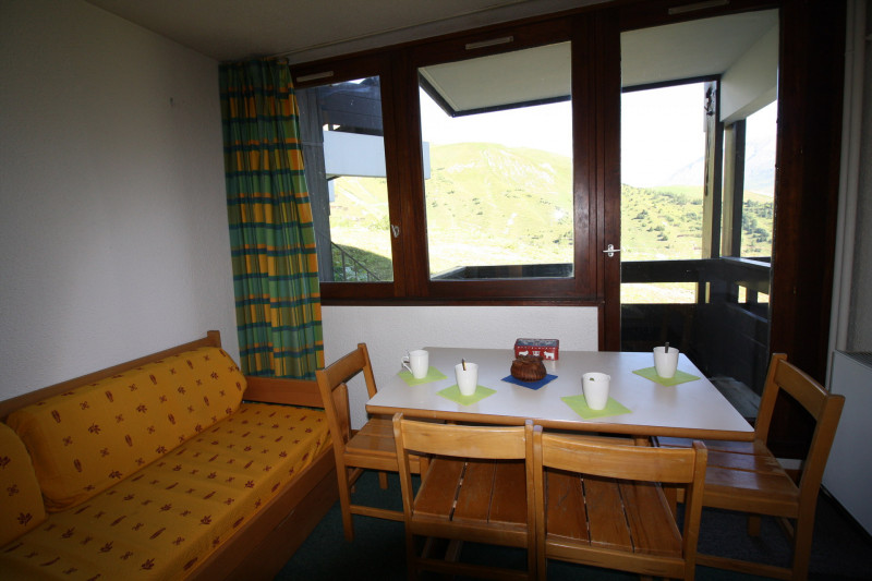 _lv_images__lot_0000000152_01_14058699