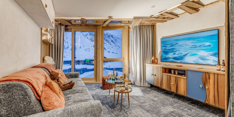 _lv_images__lot_0000000178_01_13451602