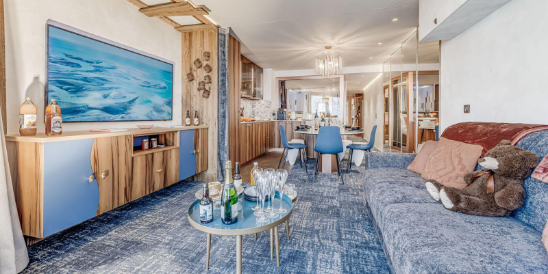 _lv_images__lot_0000000178_03_14018838 _lv_images__lot_0000000178_03_14018838