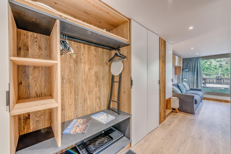 _lv_images__lot_0000000182_12_14038595 _lv_images__lot_0000000182_12_14038595