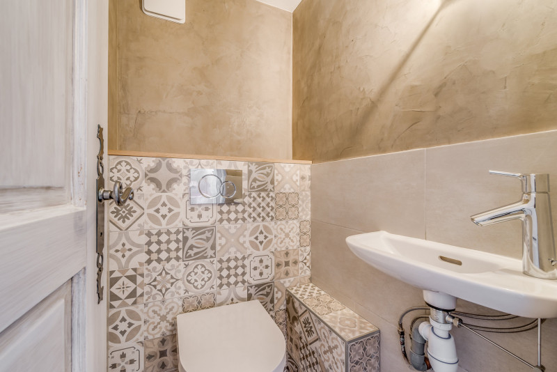 _lv_images__lot_0000000192_12_13498953