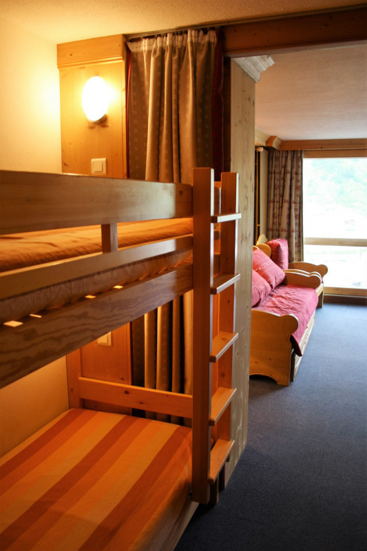 _lv_images__lot_0000000196_08_13153552 _lv_images__lot_0000000196_08_13153552