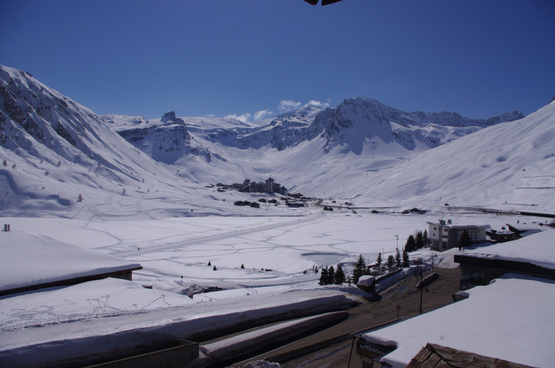 _lv_images__lot_0000000202_16_15384495