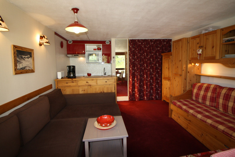 _lv_images__lot_0000000206_09_13078773