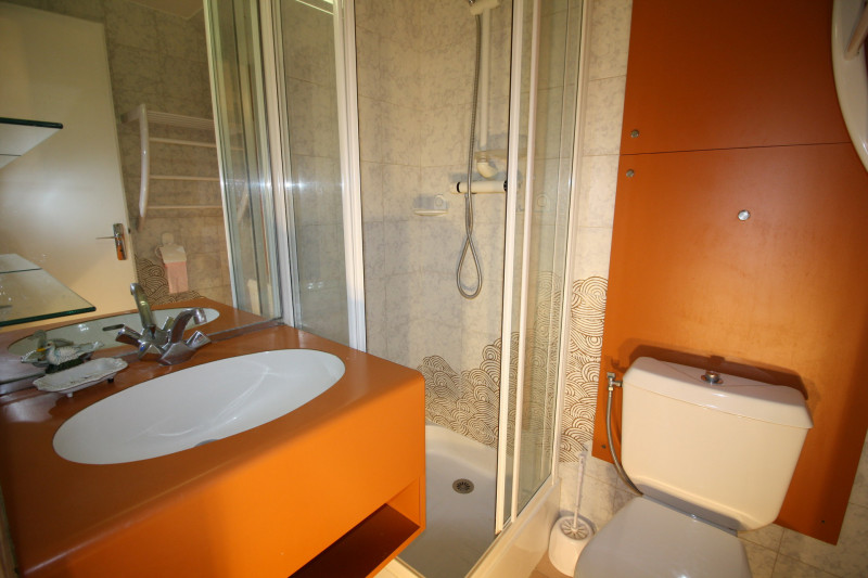 _lv_images__lot_0000000208_09_14231890 _lv_images__lot_0000000208_09_14231890