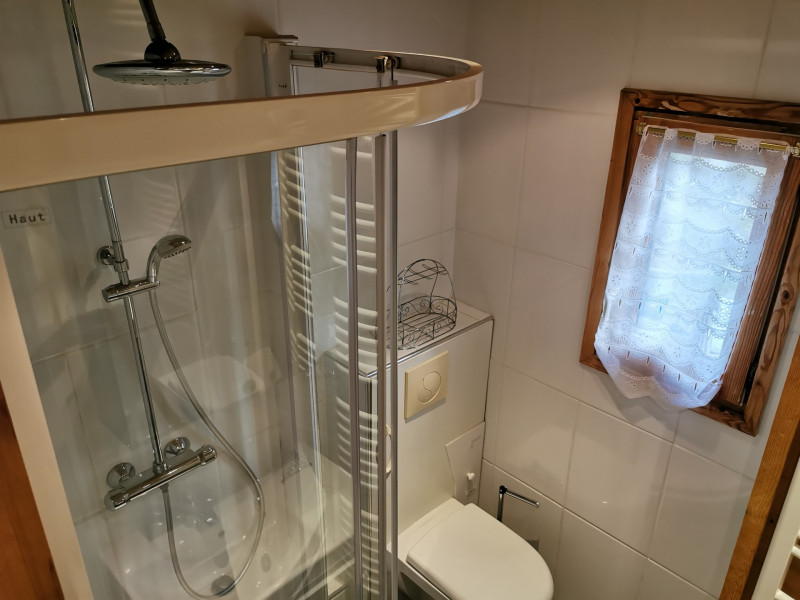 _lv_images__lot_0000000215_09_14414327