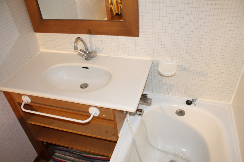 _lv_images__lot_0000000221_09_13078402 _lv_images__lot_0000000221_09_13078402