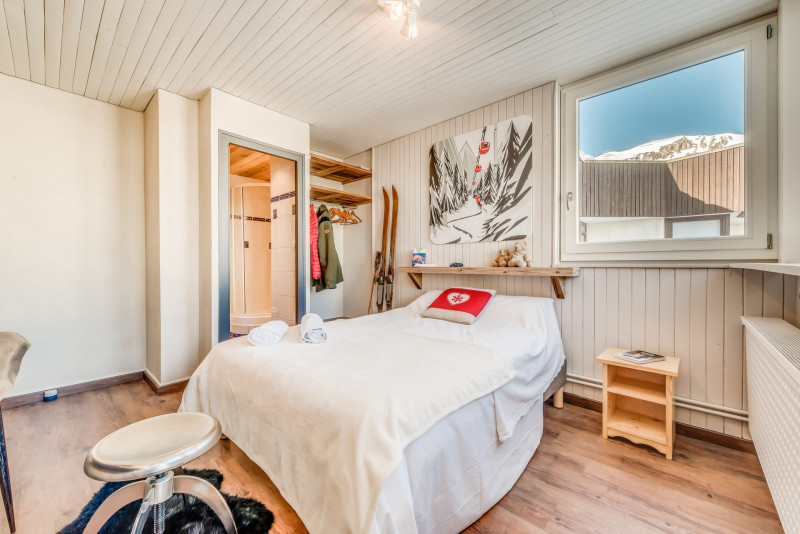 _lv_images__lot_0000000224_10_13152517 _lv_images__lot_0000000224_10_13152517