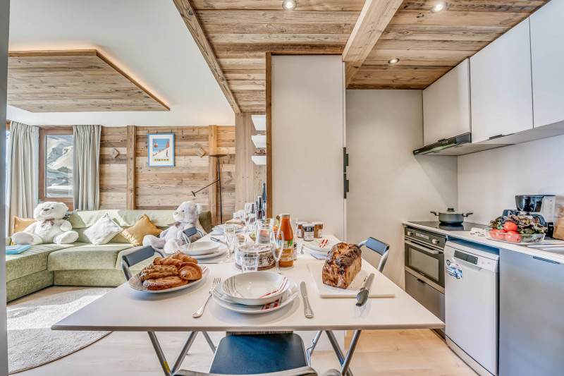 _lv_images__lot_0000000225_04_14230995 _lv_images__lot_0000000225_04_14230995