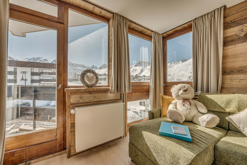 _lv_images__lot_0000000225_08_14230999 _lv_images__lot_0000000225_08_14230999