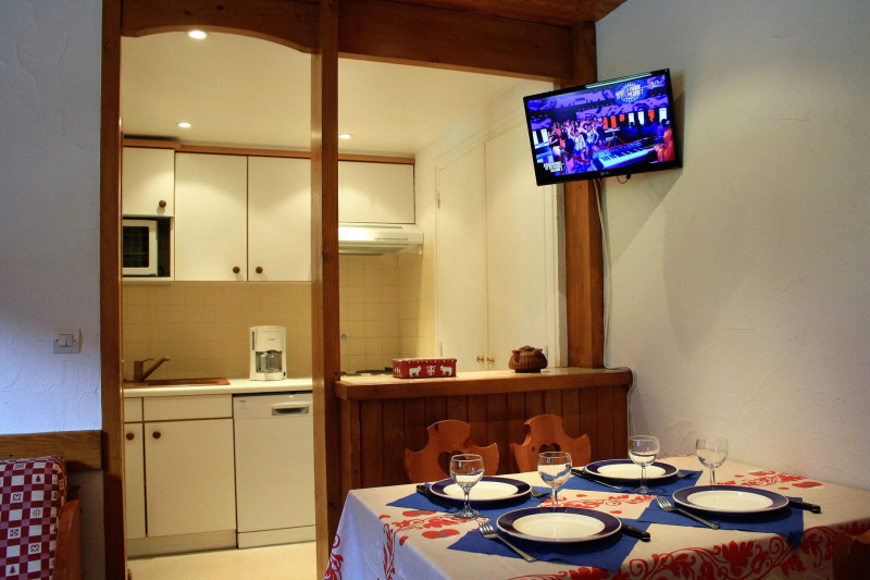 _lv_images__lot_0000000228_05_13163043 _lv_images__lot_0000000228_05_13163043