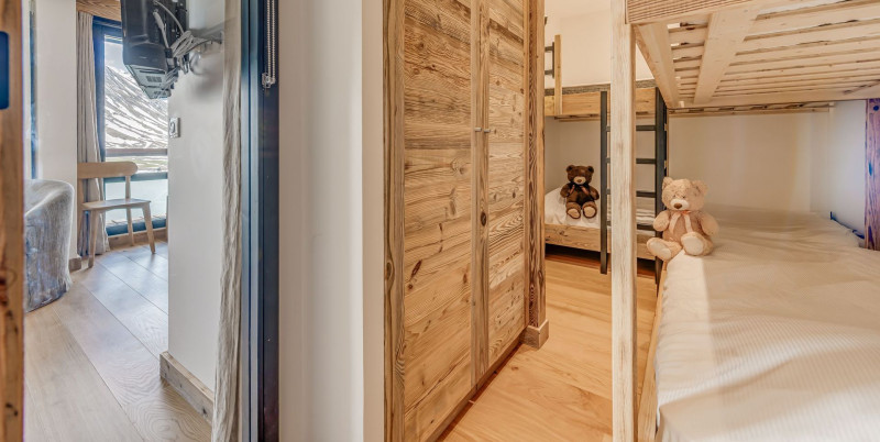 _lv_images__lot_0000000229_09_13152596 _lv_images__lot_0000000229_09_13152596