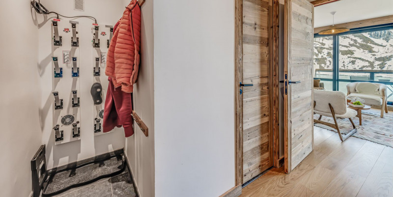 _lv_images__lot_0000000229_10_14230530 _lv_images__lot_0000000229_10_14230530