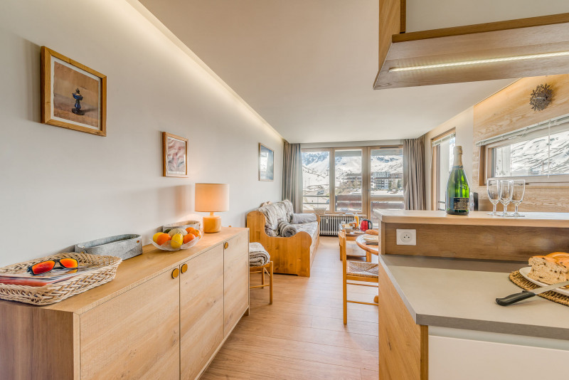 _lv_images__lot_0000000237_13_14369604