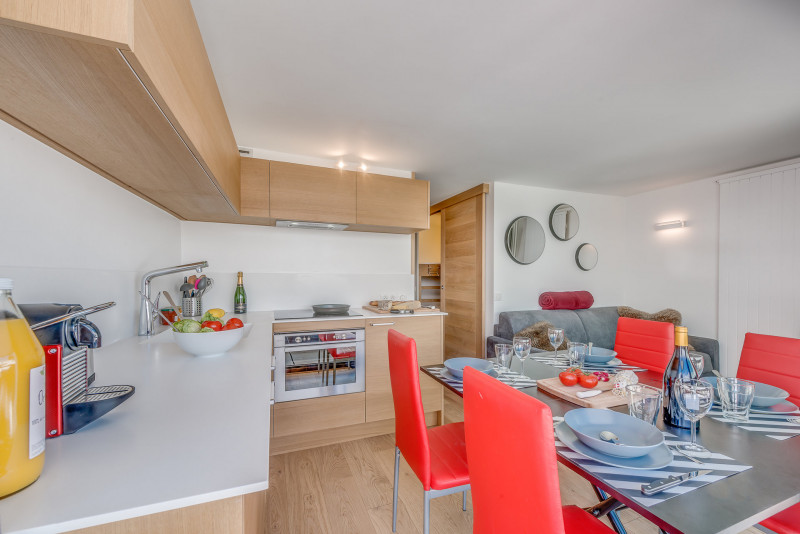 _lv_images__lot_0000000269_06_13774589