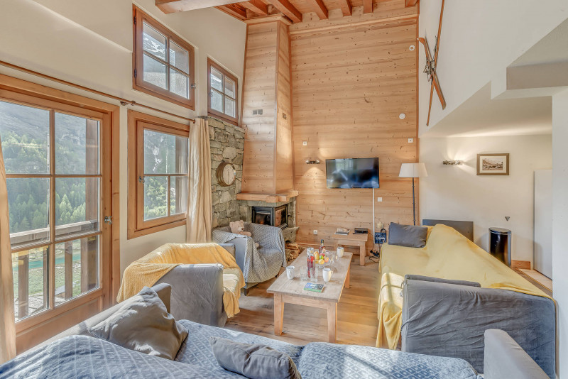 _lv_images__lot_0000000288_02_14066322