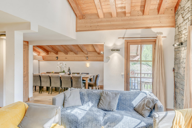 _lv_images__lot_0000000288_09_13830728