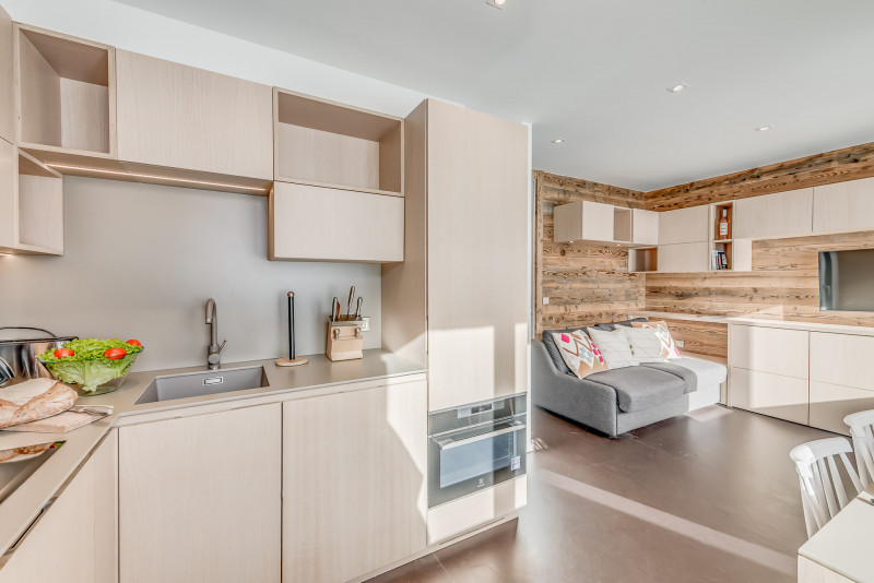 _lv_images__lot_0000000292_09_13933051