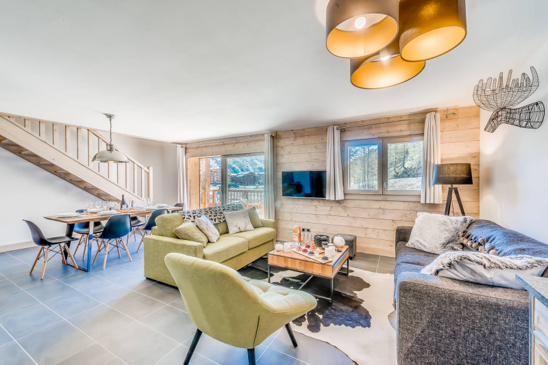 _lv_images__lot_0000000299_01_15383694