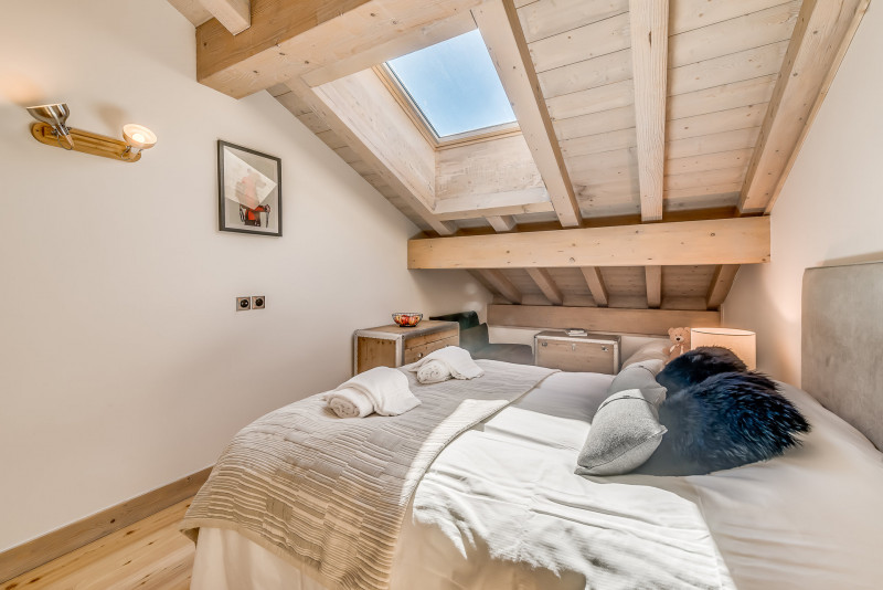 _lv_images__lot_0000000299_07_13498651