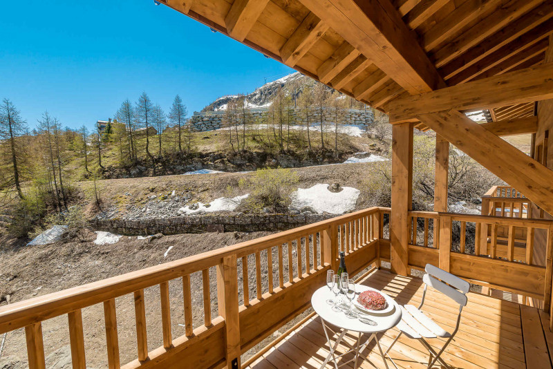 _lv_images__lot_0000000299_16_13831494