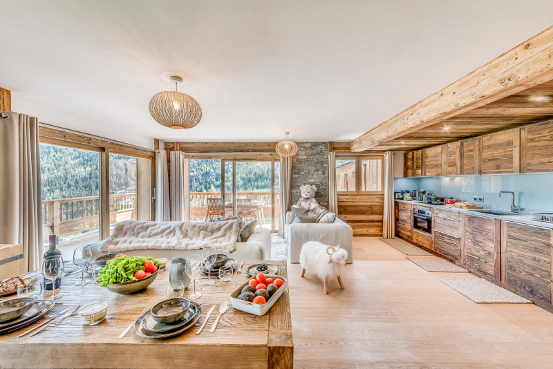 _lv_images__lot_0000000306_03_14018536 _lv_images__lot_0000000306_03_14018536