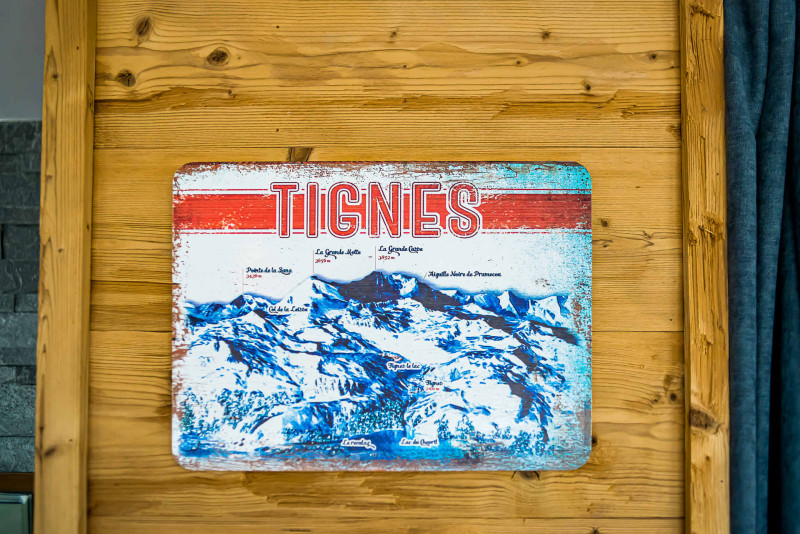 _lv_images__lot_0000000311_13_13452053