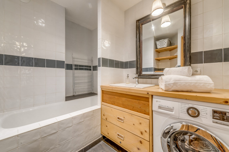 _lv_images__lot_0000000314_13_13831259