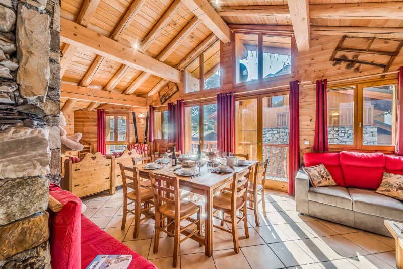 _lv_images__lot_0000000323_01_13076926