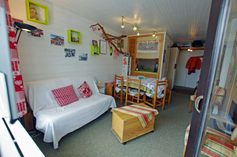 _lv_images__lot_0000000365_11_13585072 _lv_images__lot_0000000365_11_13585072