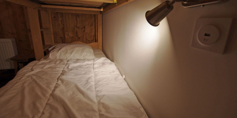 _lv_images__lot_0000000367_09_13774956