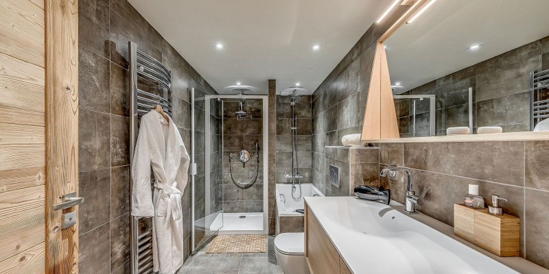 _lv_images__lot_0000000368_12_13076921