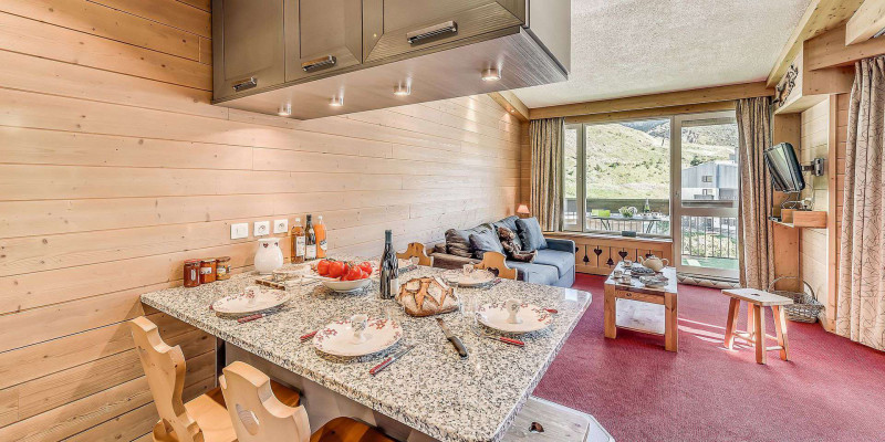 _lv_images__lot_0000000369_13_13999660