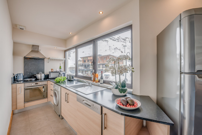 _lv_images__lot_0000000375_08_13831095