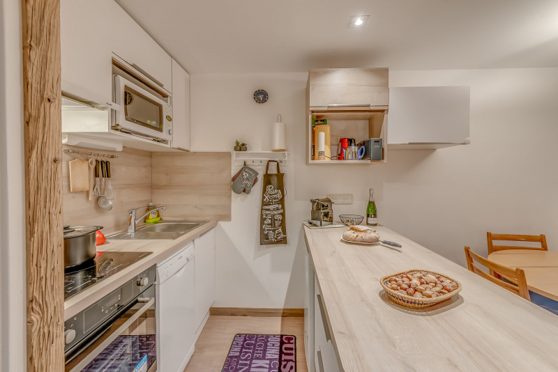 _lv_images__lot_0000000404_08_14106293 _lv_images__lot_0000000404_08_14106293