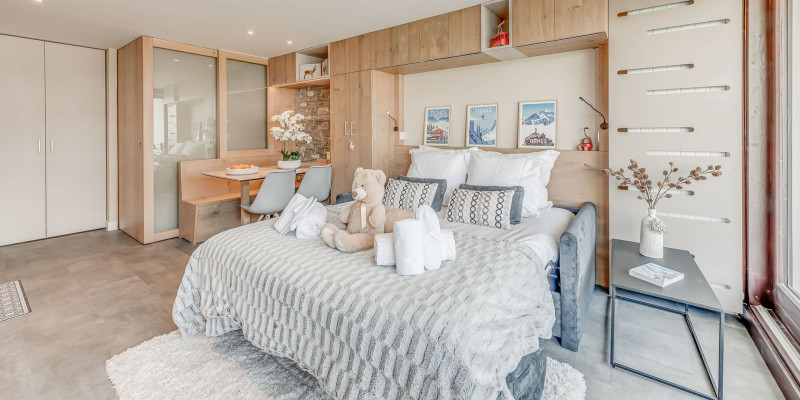 _lv_images__lot_0000000405_08_13585467 _lv_images__lot_0000000405_08_13585467