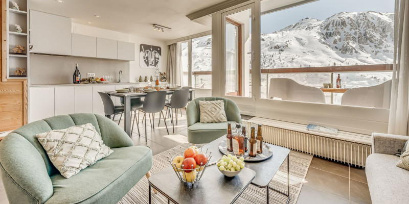 _lv_images__lot_0000000407_01_14368912