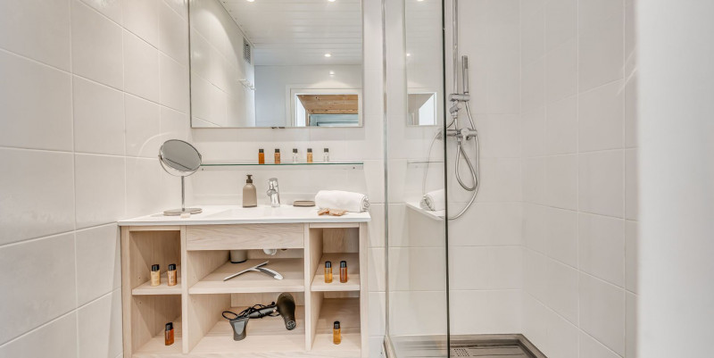 _lv_images__lot_0000000407_14_14368925