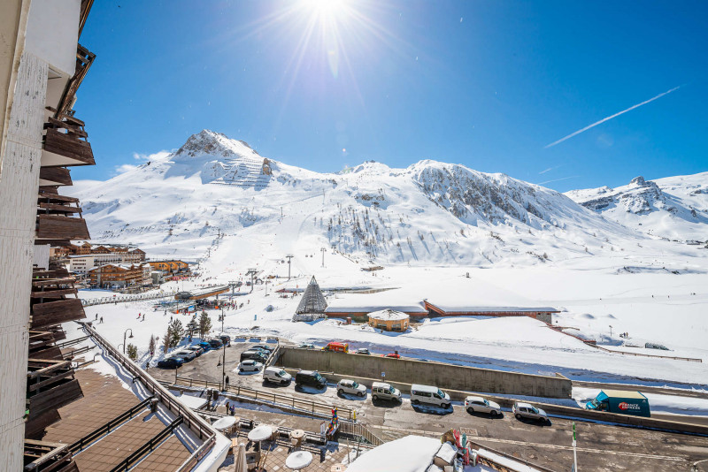 _lv_images__lot_0000000412_16_13264767