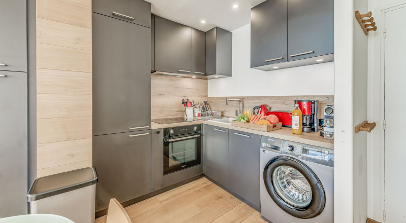 _lv_images__lot_0000000438_02_13584488 _lv_images__lot_0000000438_02_13584488